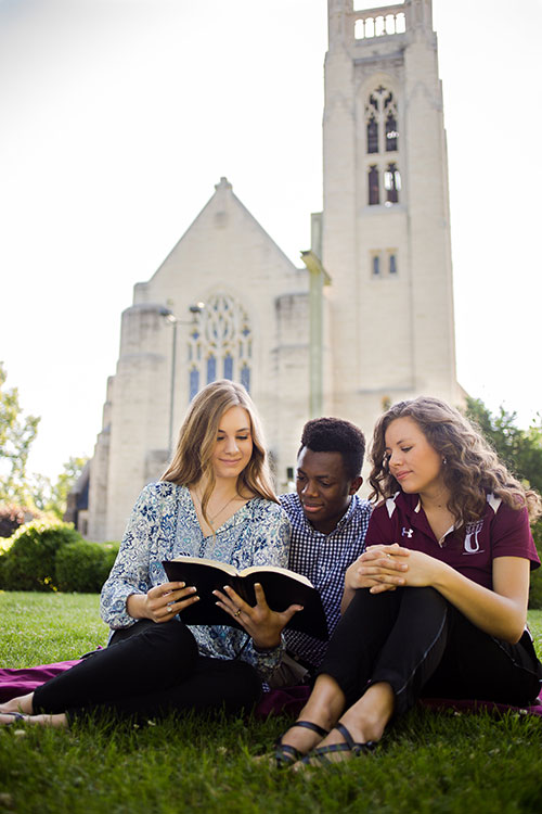 Students at Williams Memorial Chapel